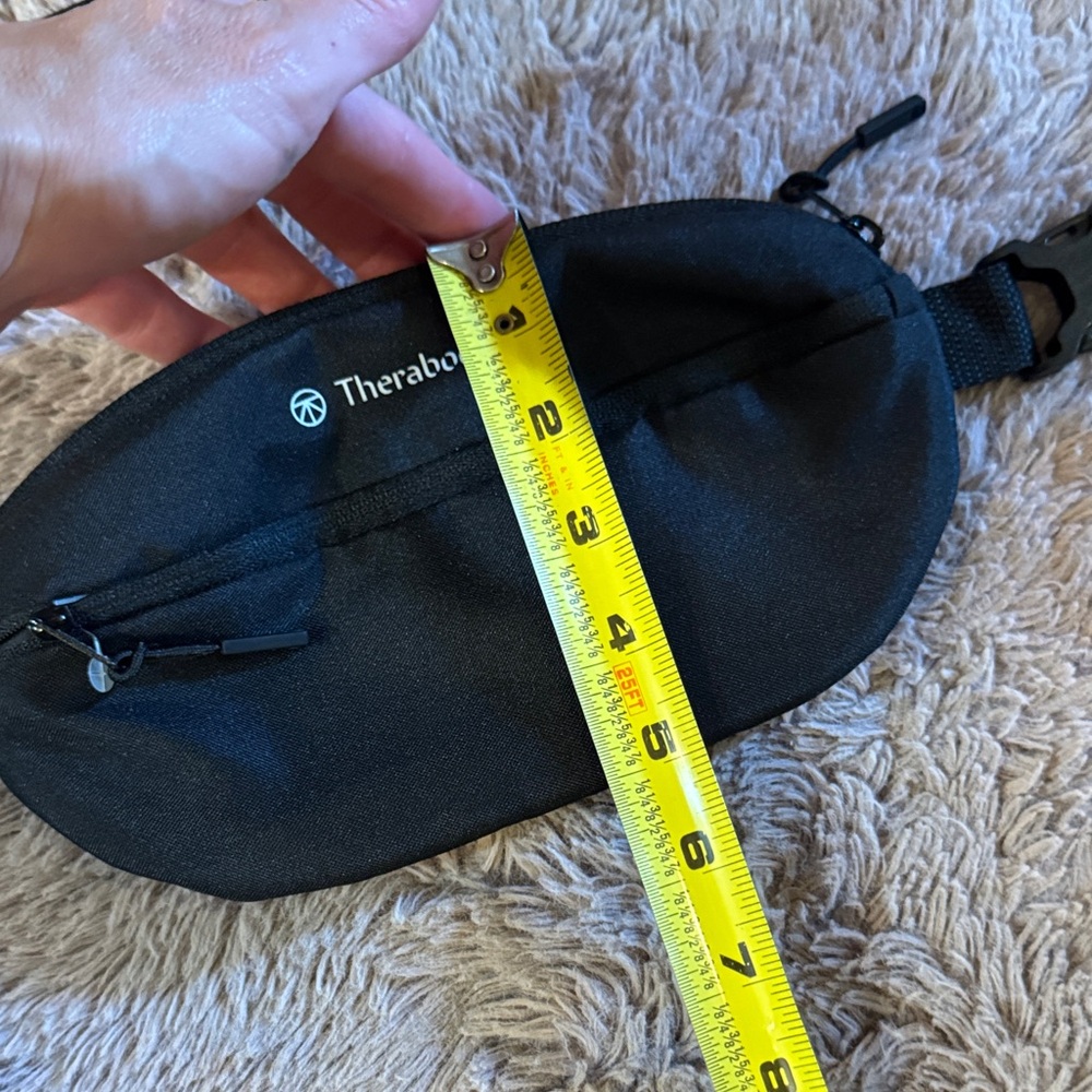 Therabody Black Belt Bag - Picture 9 of 9